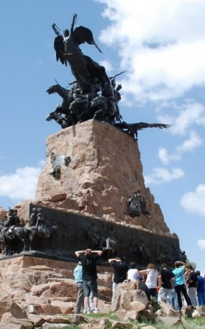 Conmoción en el Cerro de la Gloria: cierran el acceso tras incidente con una mujer