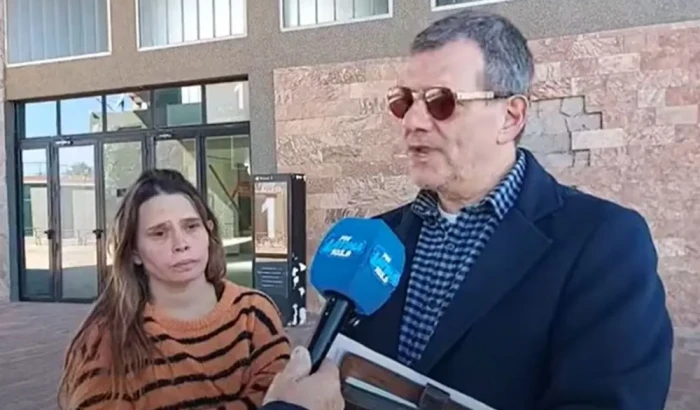 Le depositaron $510 millones por equivocación, los usó y fué imputada por defraudación al Estado