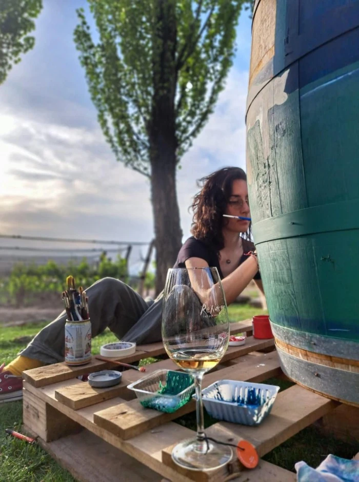 El vino y el arte se encuentran en el Renacer Painted Edition 2025
