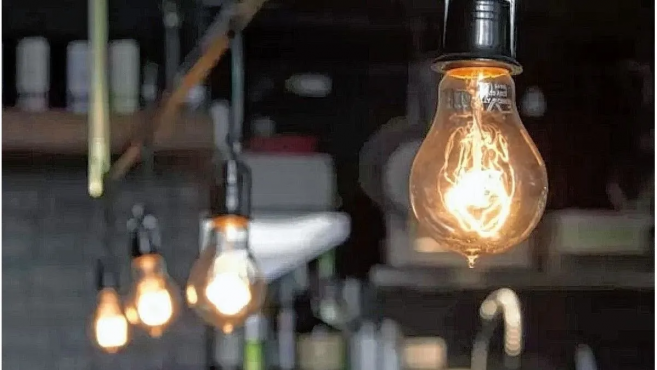 El Gobierno nacional congelará la quita de subsidios de luz y ajustarán conforme a la inflación