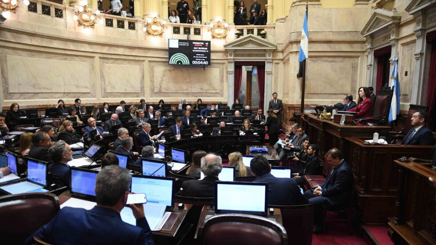 Los senadores tendrán un aumento de sueldo  de mas del 4% y sus ingresos treparán a mas de $9,5 millones