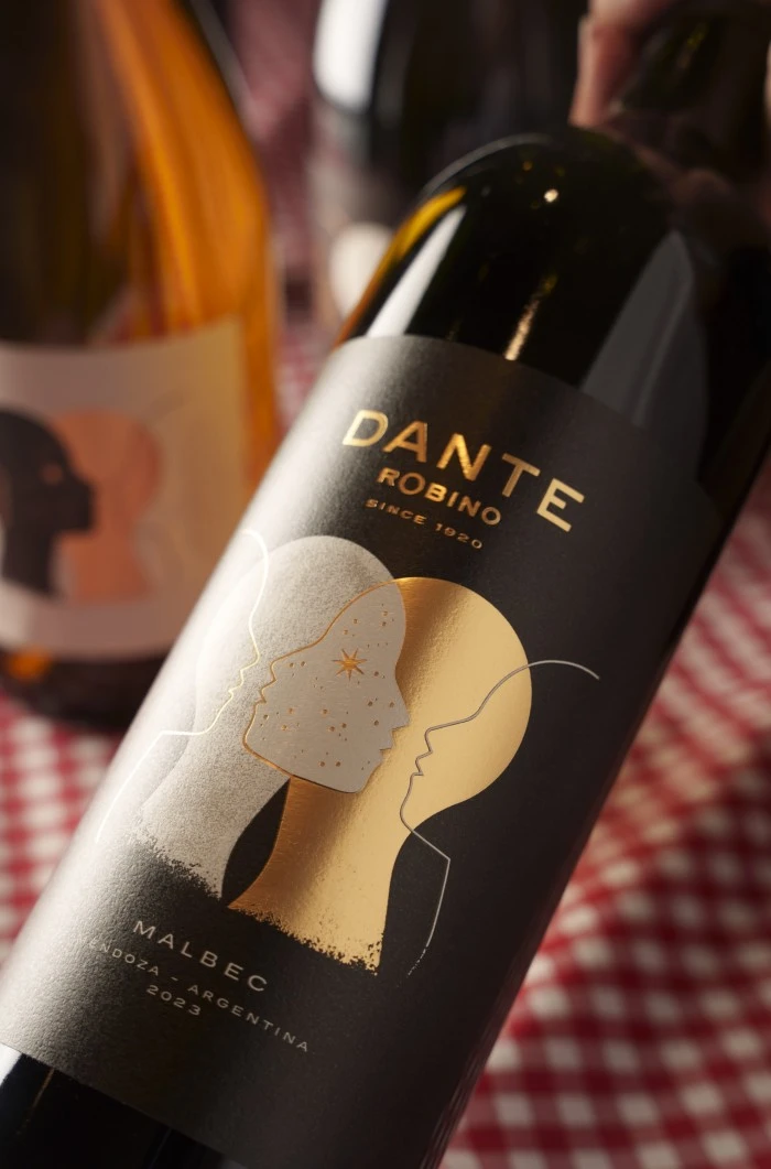 Dos vinos, dos estilos: ideas para regalar en el Día del Padre