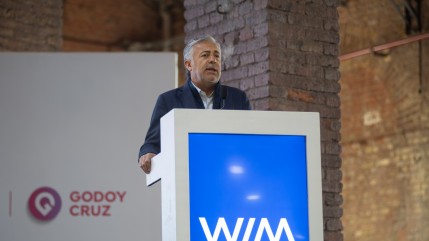  Cornejo: "Las mujeres también deben formar parte de la minería"