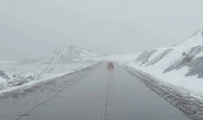 Anunciaron que el Paso Cristo Redentor seguirá cerrado por nevadas, frío extremo y hielo en la calzada