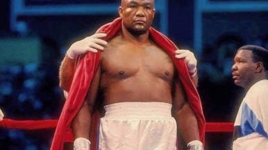 Murió Foreman, la leyenda del box que peleó contra Alí y fue campeón a los 45 años