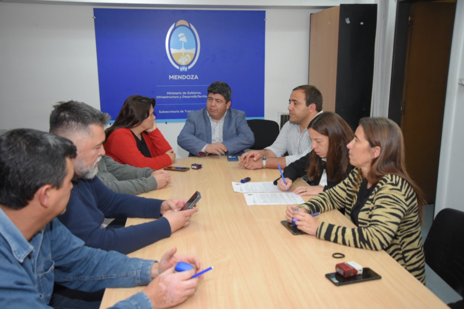 El SUTE acept bajar a las bases de la nueva oferta salarial del Gobierno