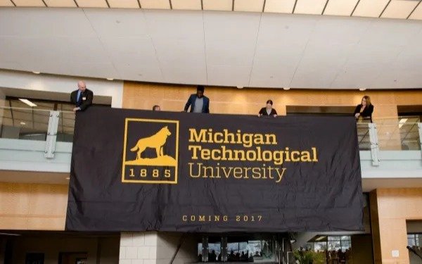 Estudiantes universitarios mendocinos recibieron una beca para cursar en Estados Unidos