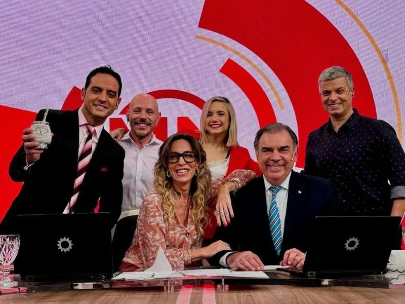 "Se tom unos das" la ausencia de Sandra Borghi en el canal despert suspicacias