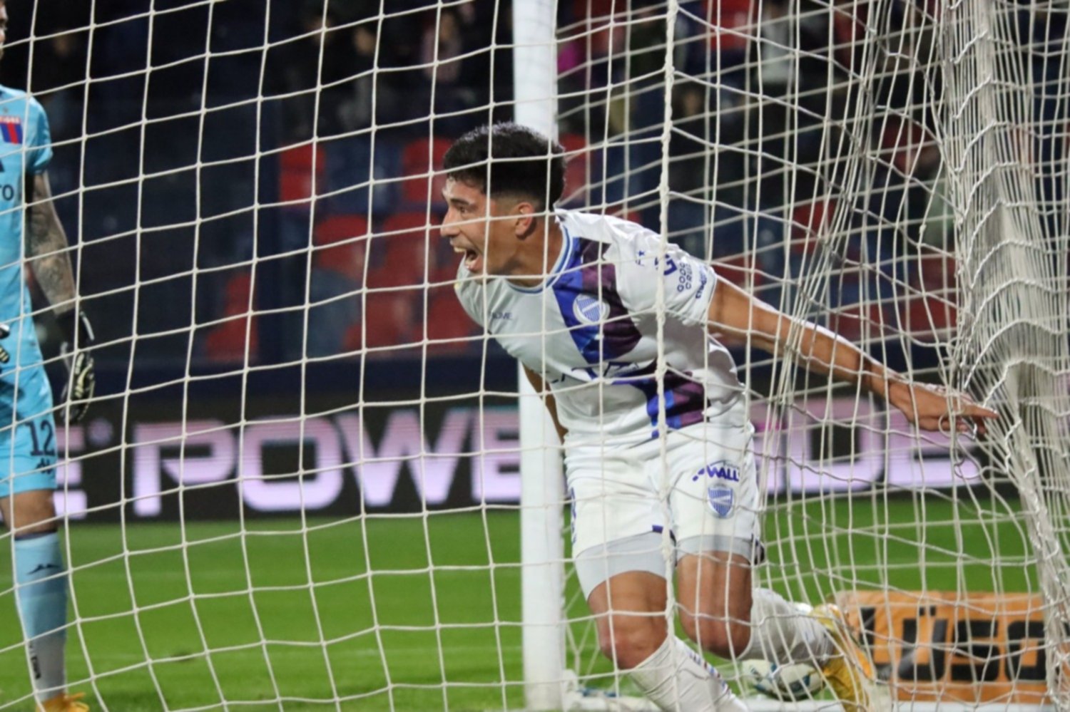 En Victoria, Godoy Cruz se qued con el triunfo visitante por 2 a 0 ante Tigre