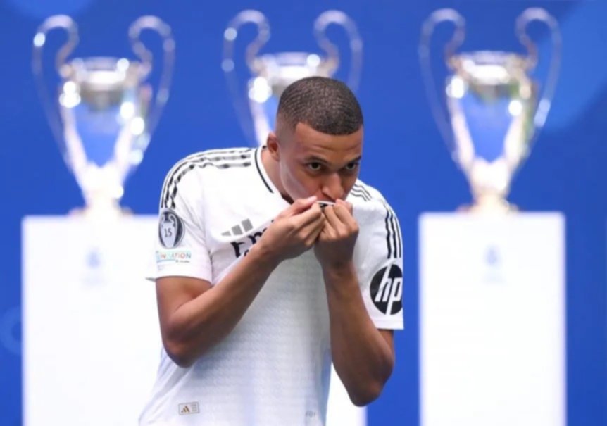 Impresionante presentacin del francs Kylian Mbapp como nuevo jugador del Real Madrid
